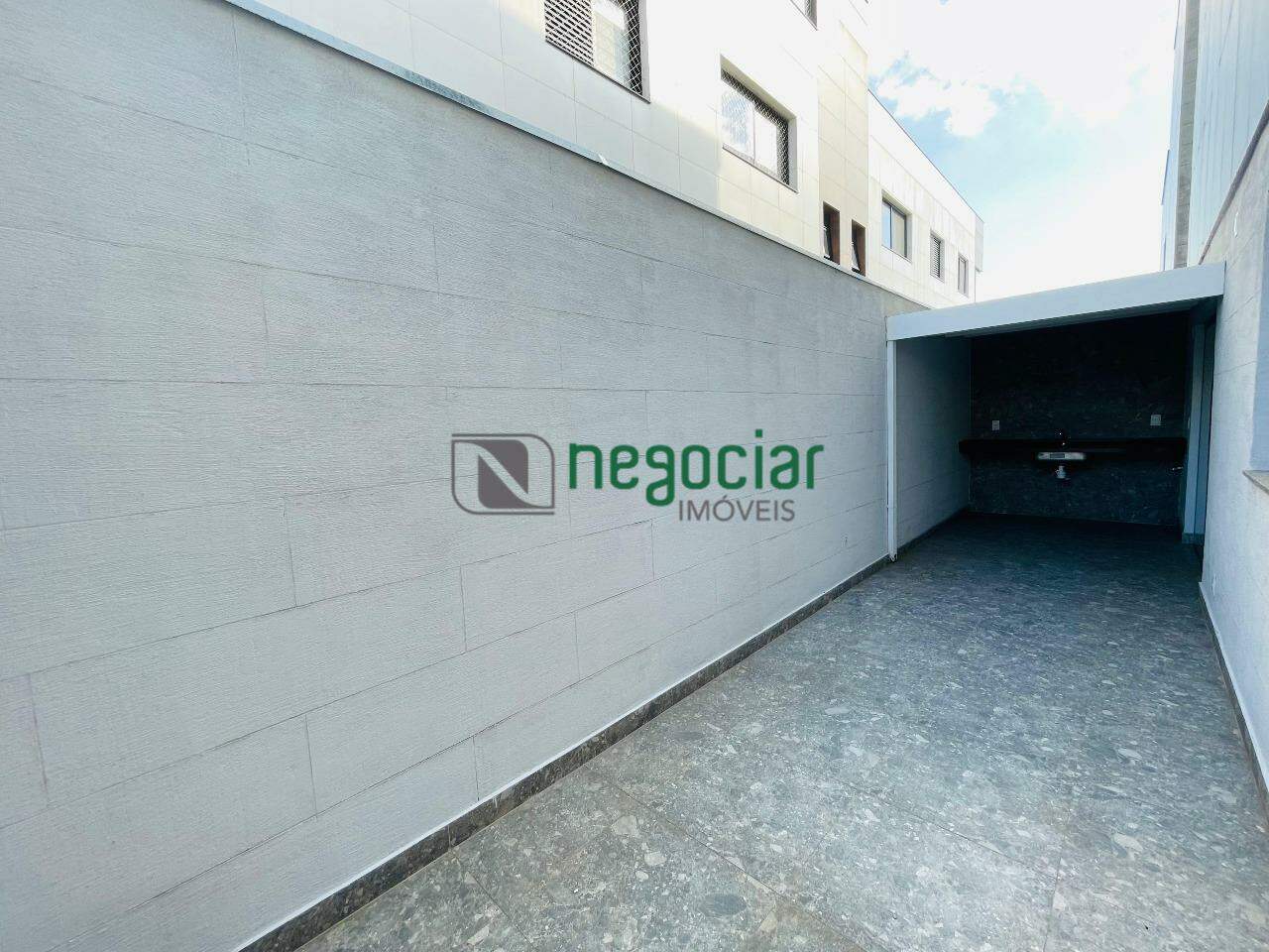 Apartamento com Área 3 quartos no bairro Guarujá Mansões Betim: 