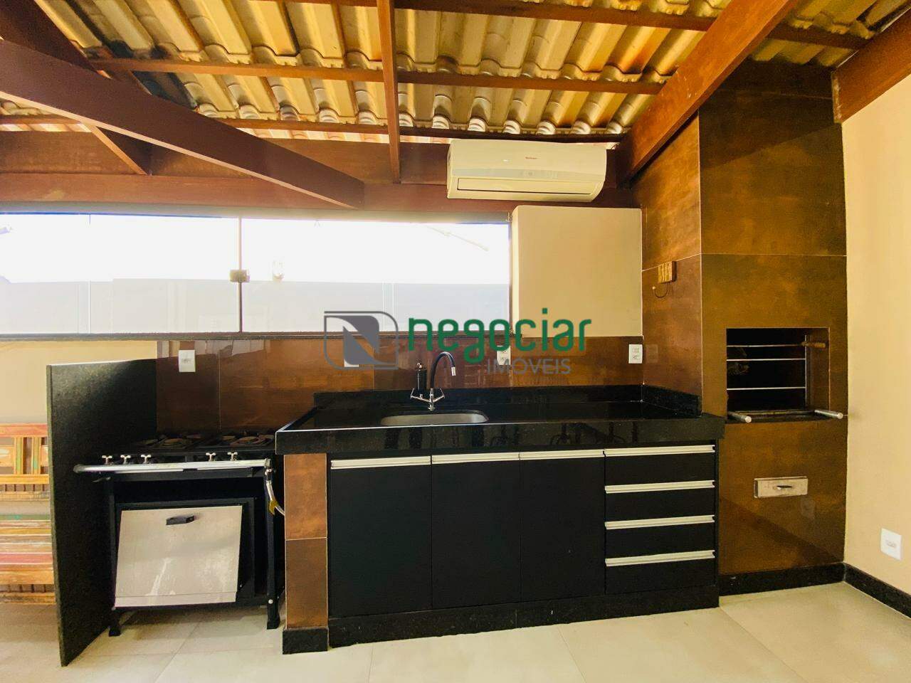 Casa 4 quartos no bairro Conjunto Habitacional Bueno Franco Betim: 