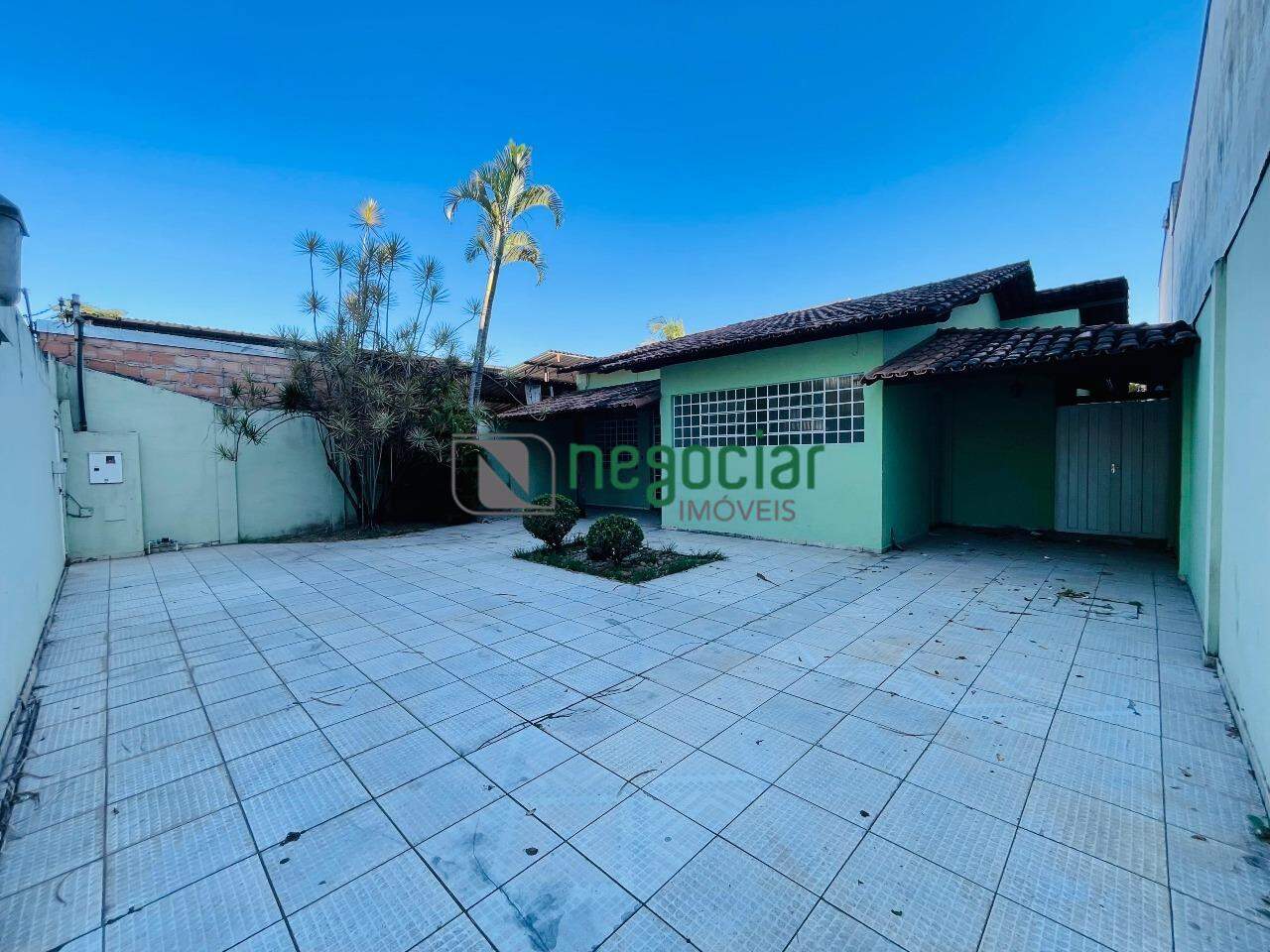 Casa comercial no bairro Ingá Betim: 