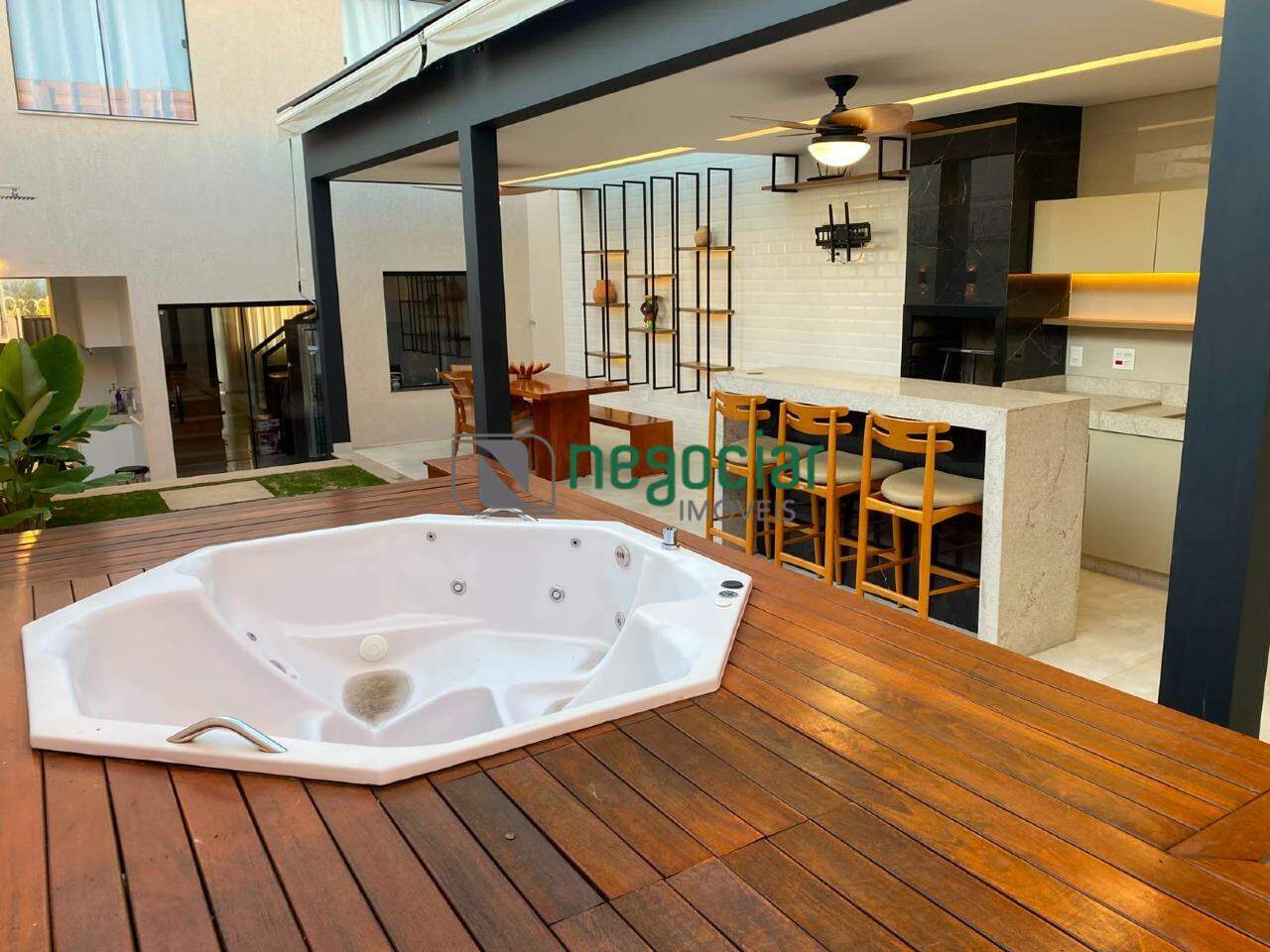 Casa 3 quartos no bairro Guarujá Mansões Betim: 