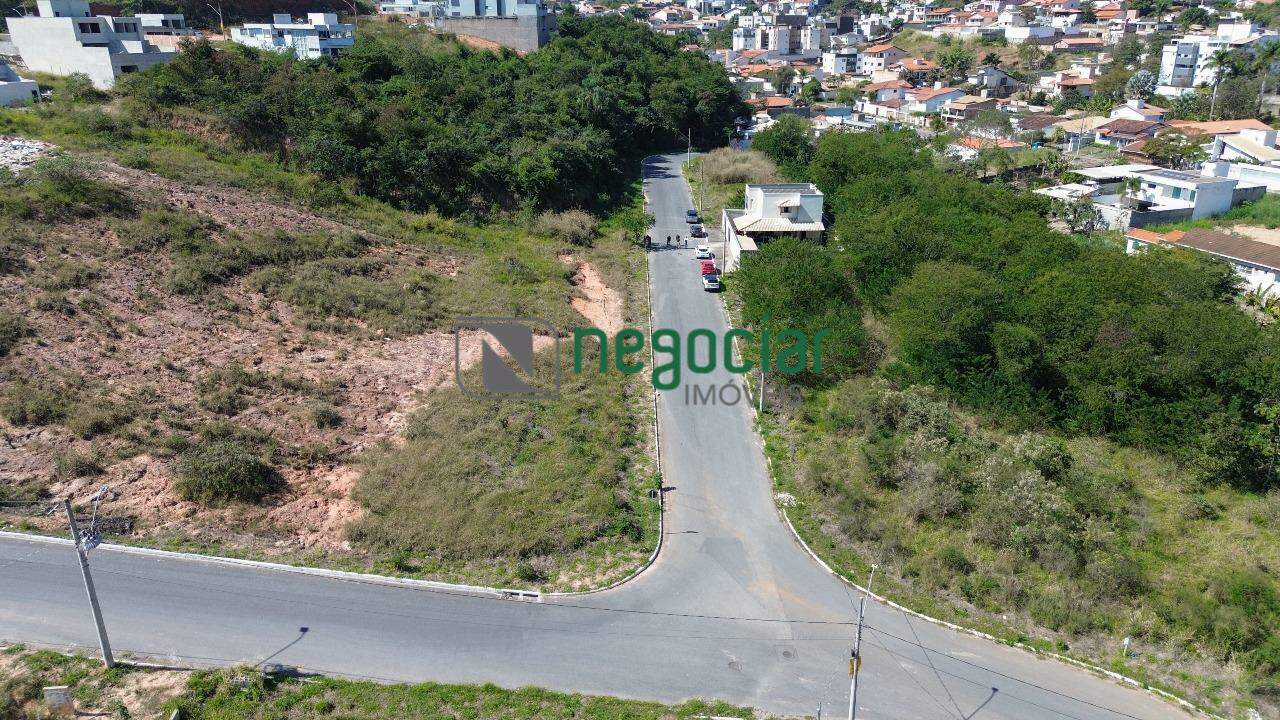 Lote no bairro Guarujá Mansões Betim: 