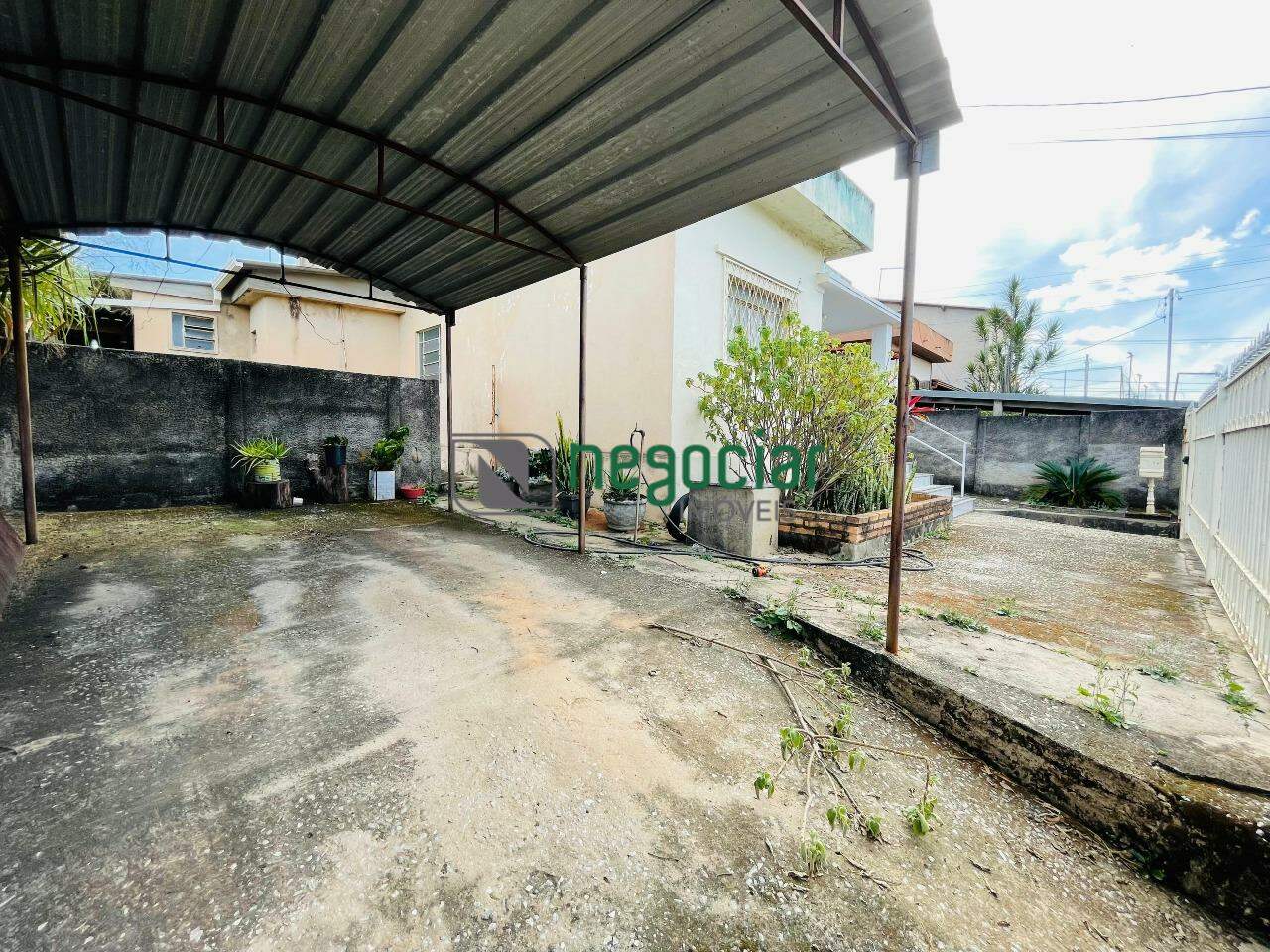 Casa 4 quartos no bairro Angola Betim: 
