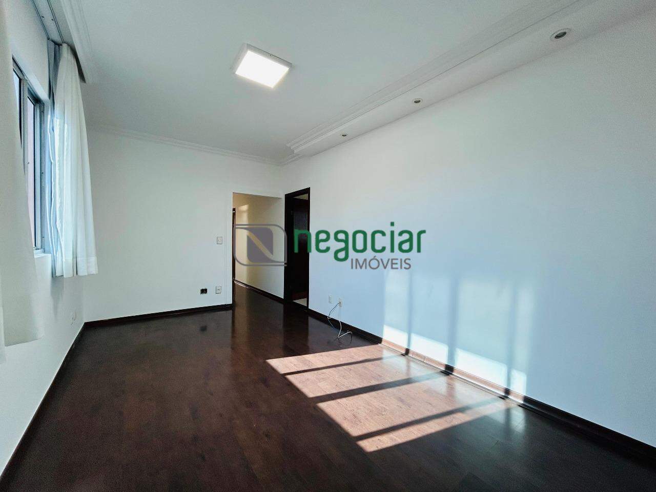 Apartamento 3 quartos no bairro Chácara Betim: 