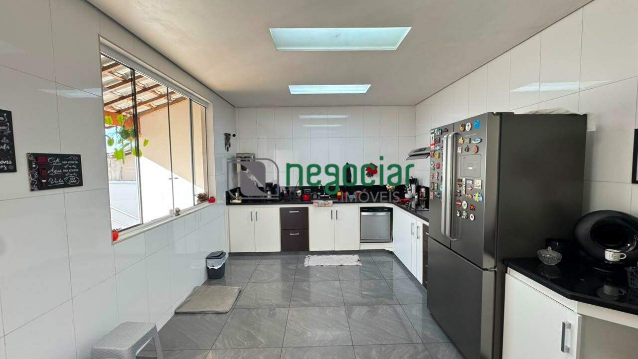 Casa 4 quartos no bairro Espírito Santo Betim: 
