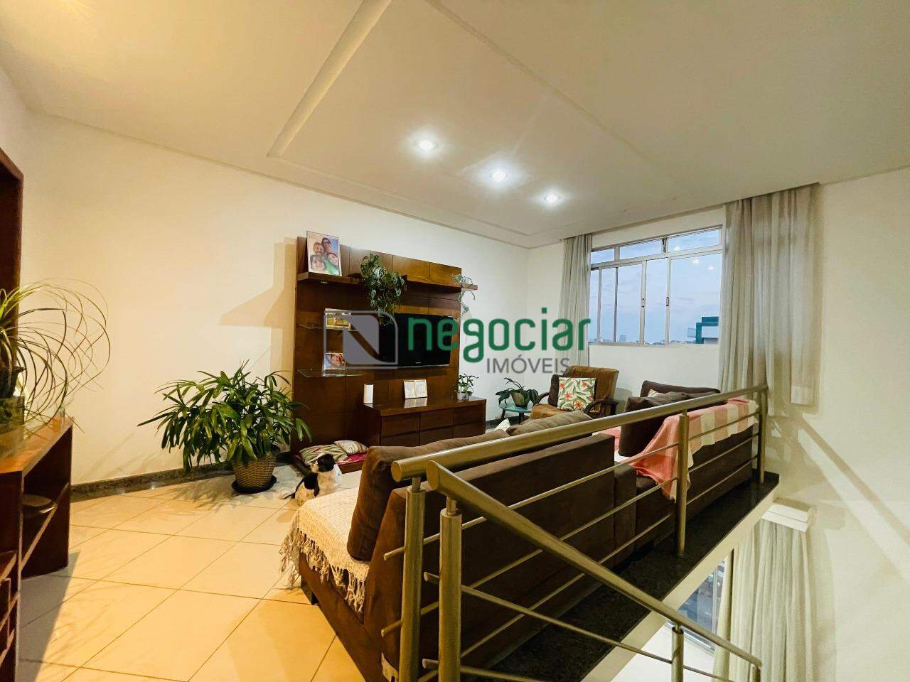 Apartamento 4 quartos no bairro Angola Betim: 