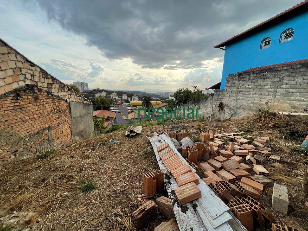 Lote no bairro Brasiléia Betim: 