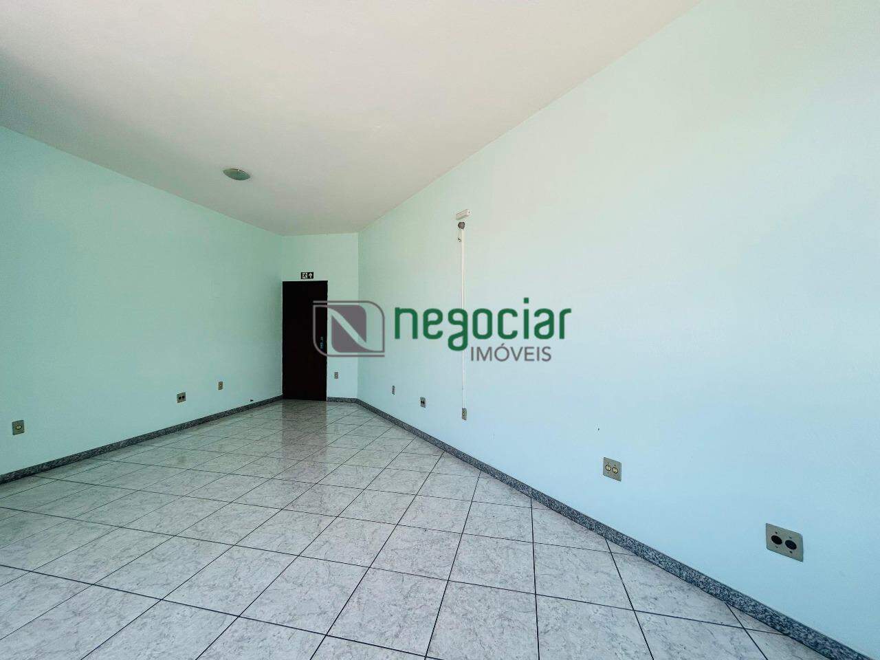 Sala no bairro Nossa Senhora Do Carmo Betim: 