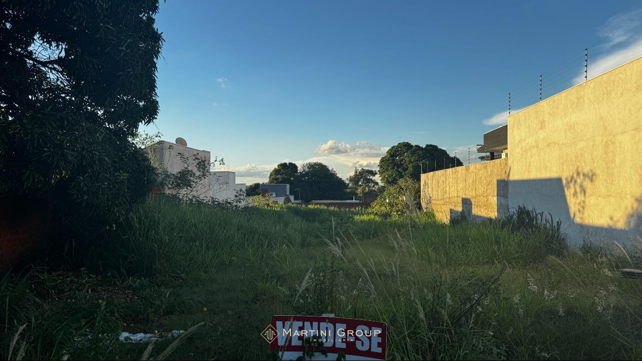 Terreno à venda no Jardim Santos Dumont: 