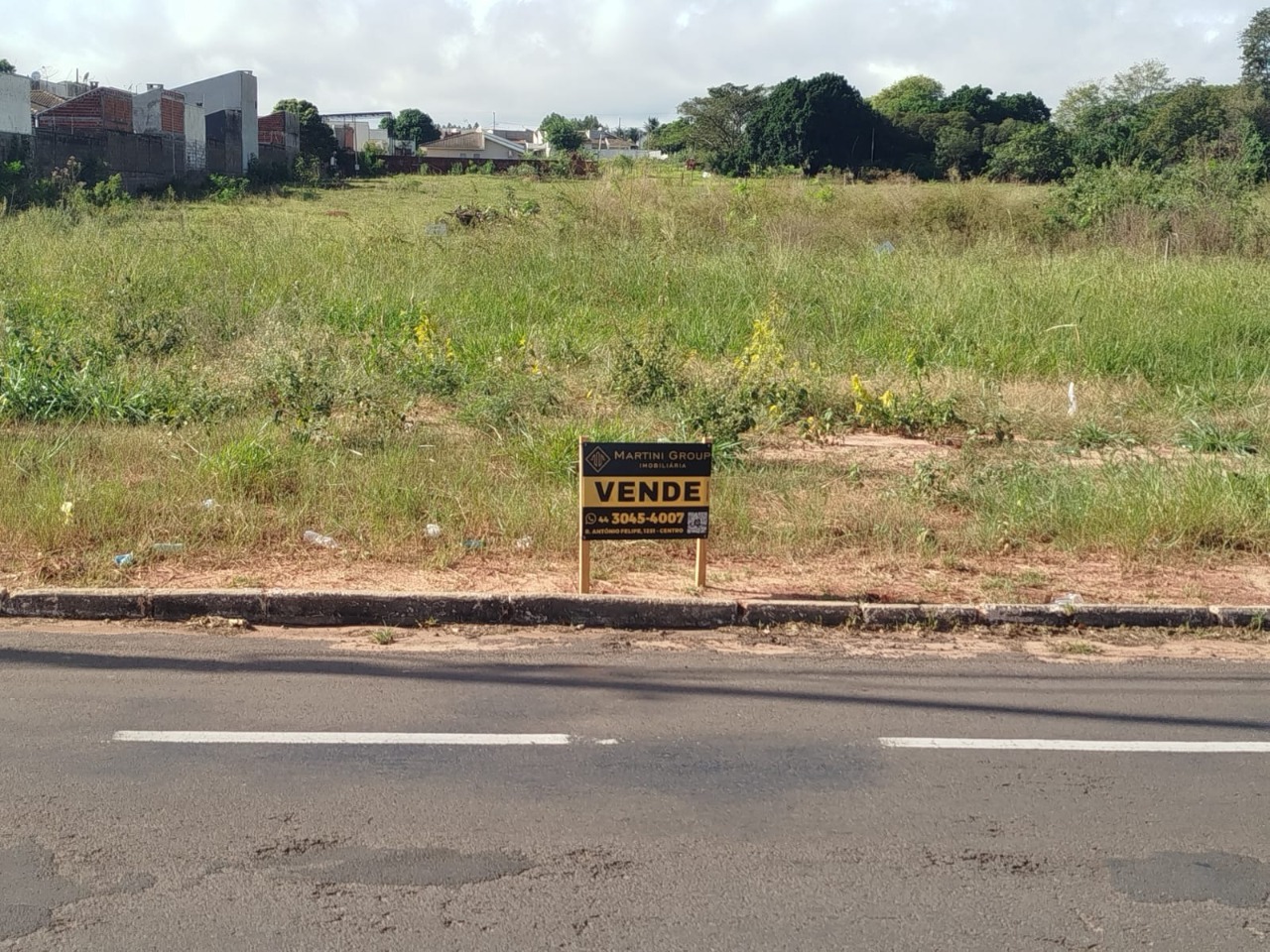 Terreno Comercial à venda no Jardim Monte Cristo: 