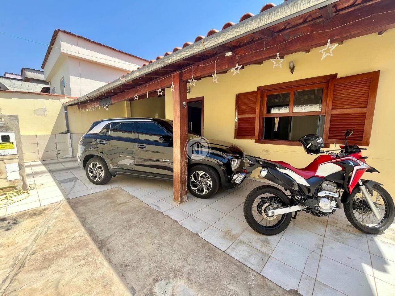 Casa: 