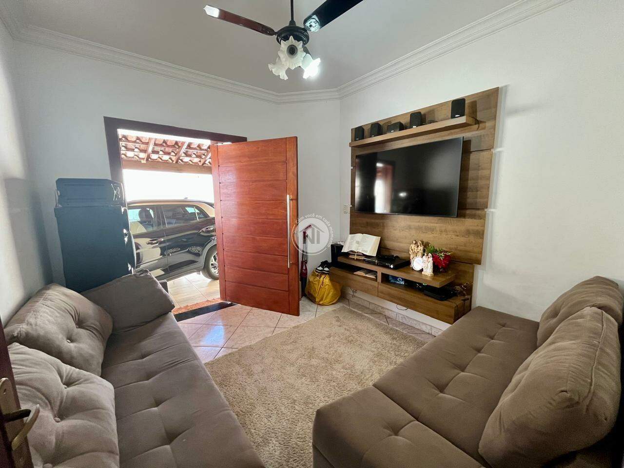 Casa: 