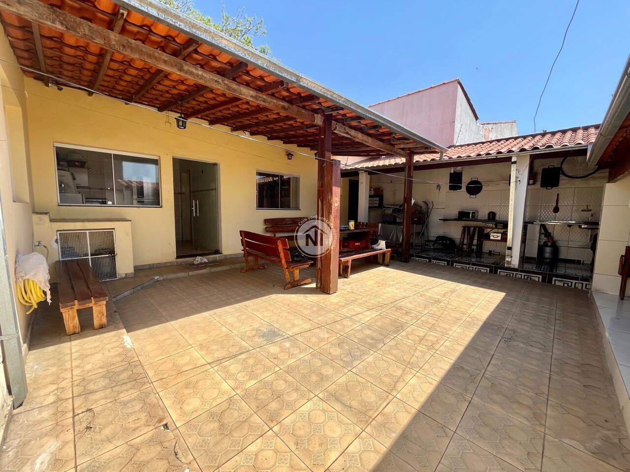 Casa: 