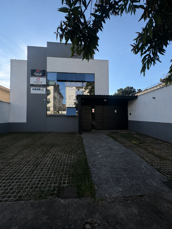 Sala para aluguel no Brasiléia: FACHADA