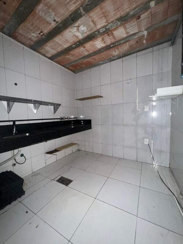 Loja para aluguel no ANGOLA: 