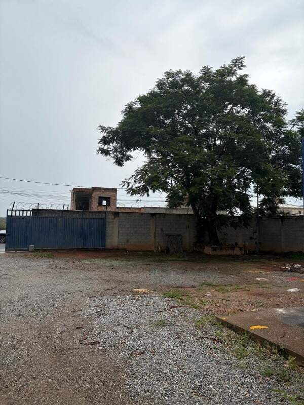 Terreno / Área para aluguel no Arquipélago Verde: 