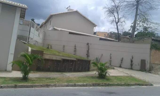 Casa em condomínio à venda no BANDEIRINHAS: 