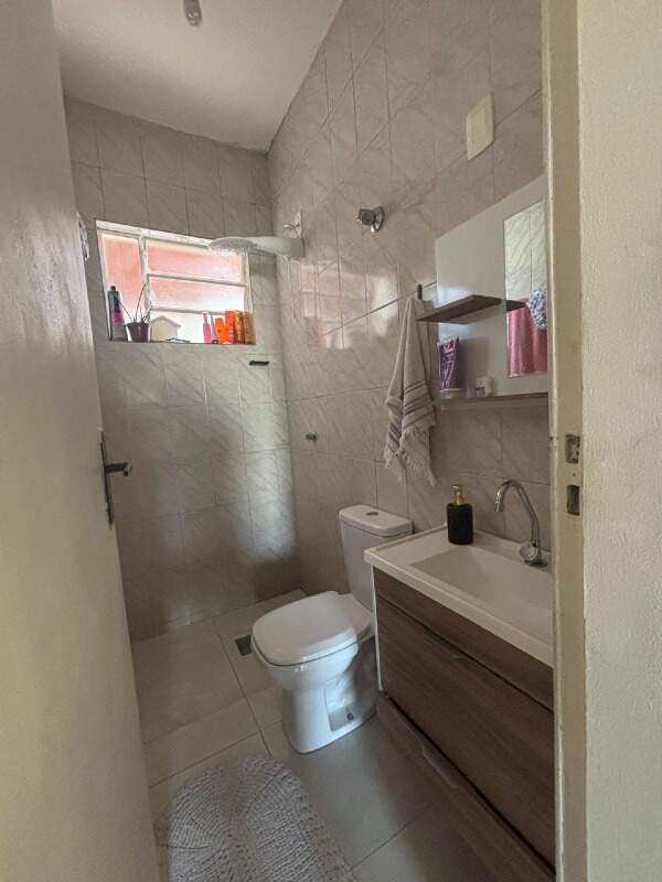 Casa em condomínio à venda no BOM REPOUSO: 