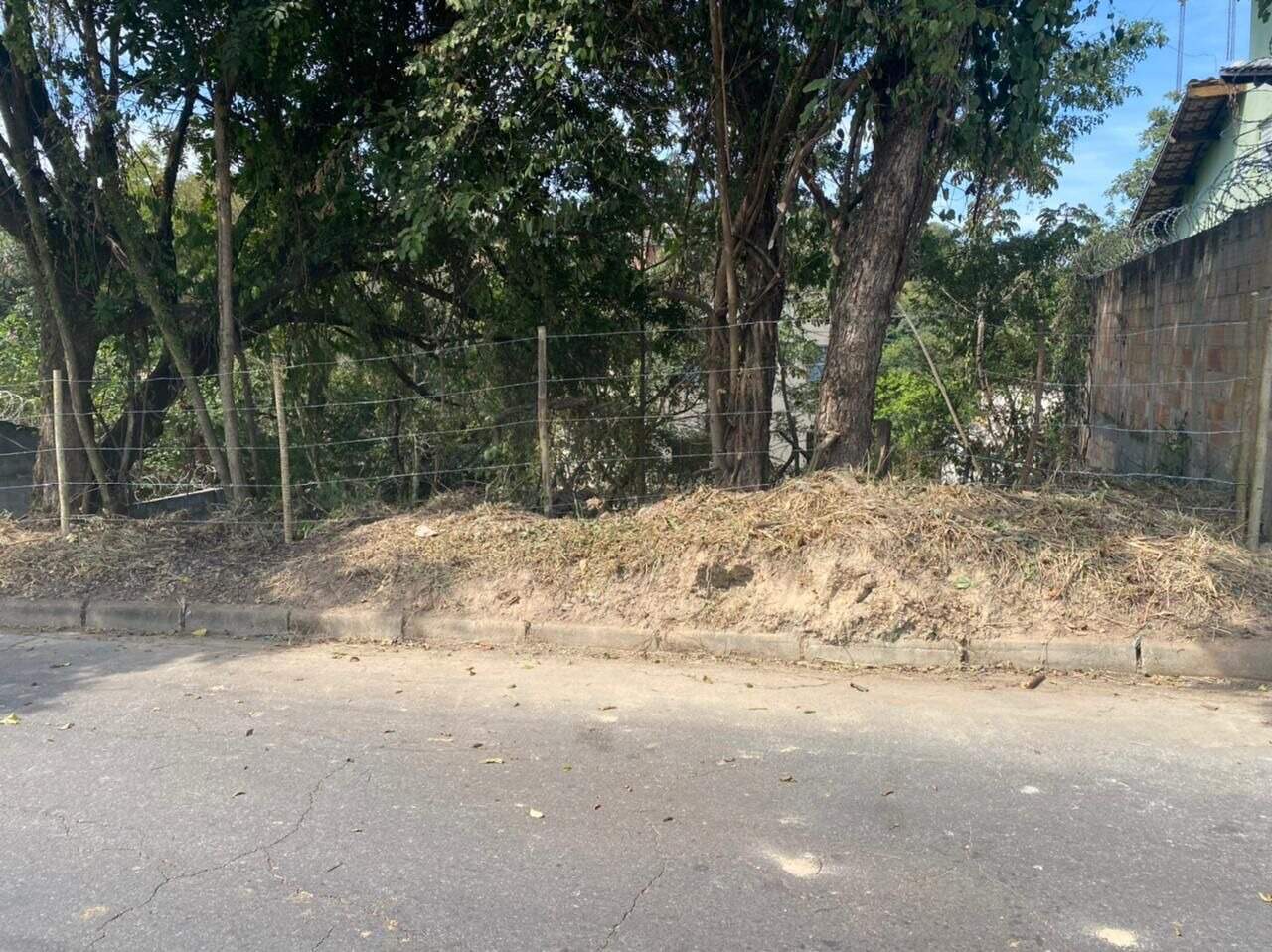 Lote à venda no BOM REPOUSO: 