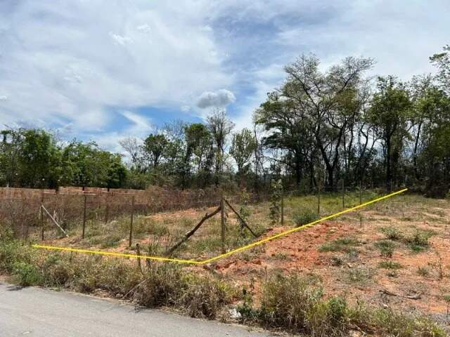 Lote à venda no TIRADENTES: 