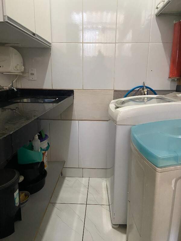 Casa geminada à venda no CENTRO: 