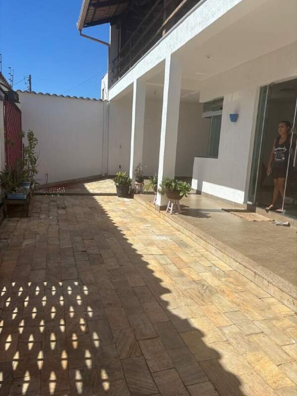 Casa à venda no JARDIM PETROPOLIS: 