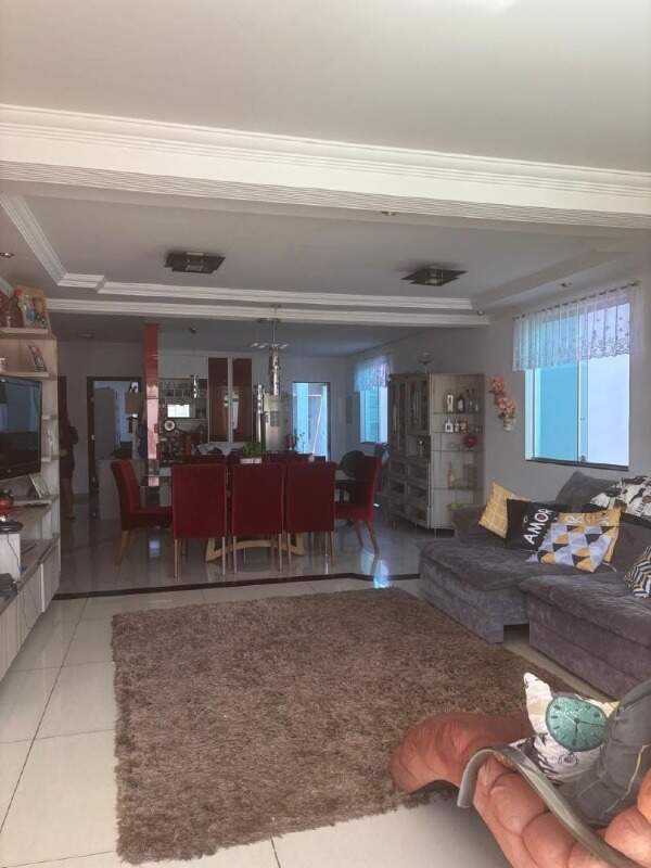 Casa à venda no JARDIM PETROPOLIS: 