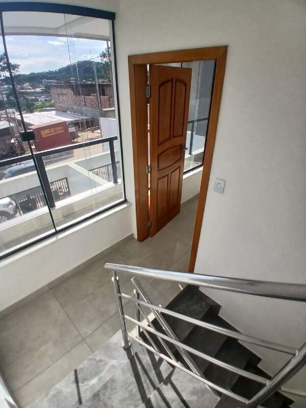Casa geminada à venda no GUARUJÁ MANSOES: 