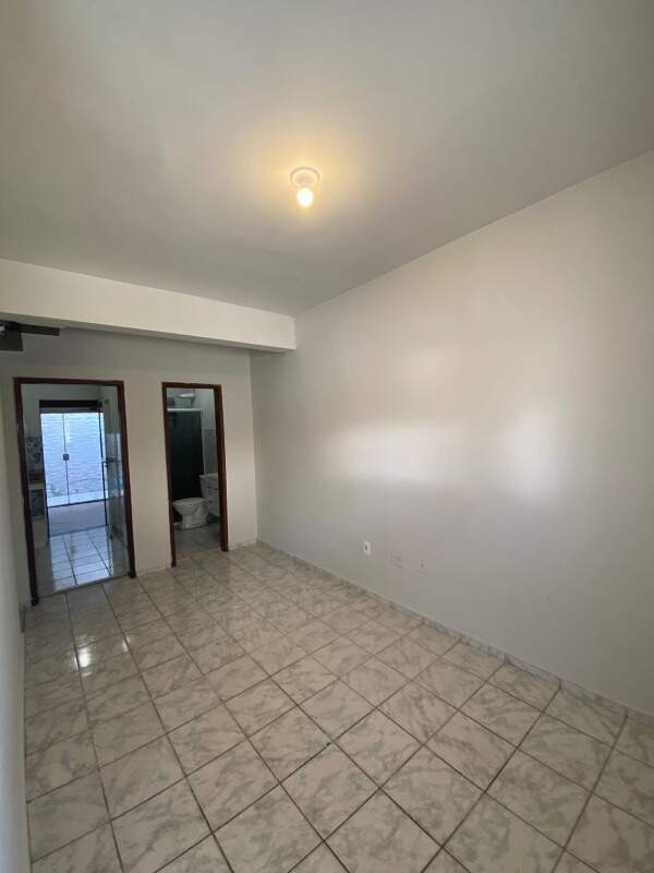 Casa para aluguel no BOM RETIRO: 