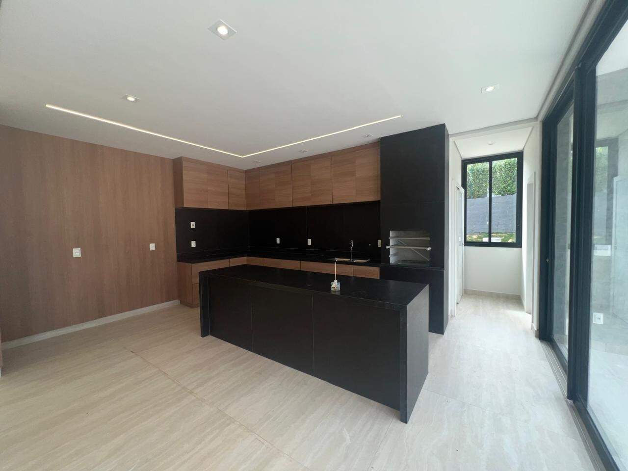 Casa em condomínio à venda no Gran Royalle: 