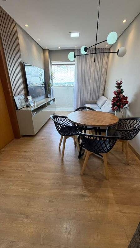 Apartamento à venda no Senhora das Graças: 
