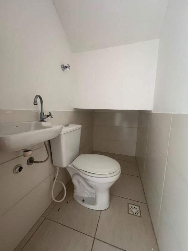 Casa em condomínio à venda no GUANABARA: 