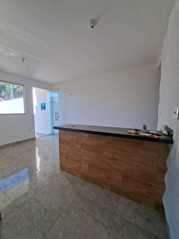 Casa geminada à venda no SANTA CRUZ: 