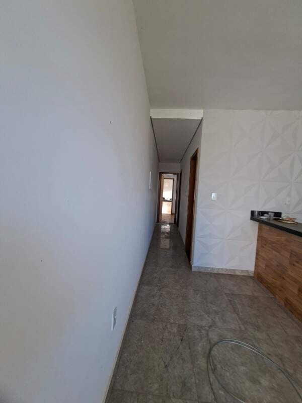 Casa geminada à venda no SANTA CRUZ: 
