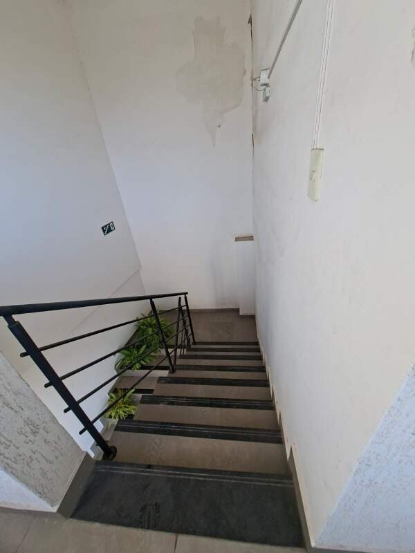 Casa geminada à venda no SANTA CRUZ: 