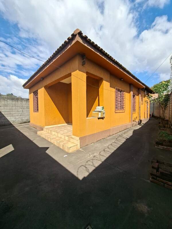 Casa à venda no DECAMAO: 