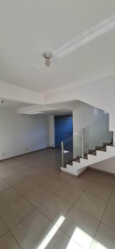 Casa em condomínio à venda no BOM RETIRO: 