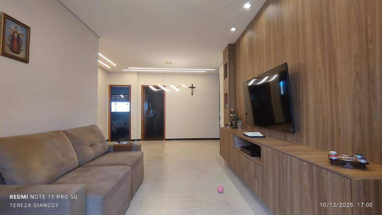 Casa à venda no SANTA LUCIA: 