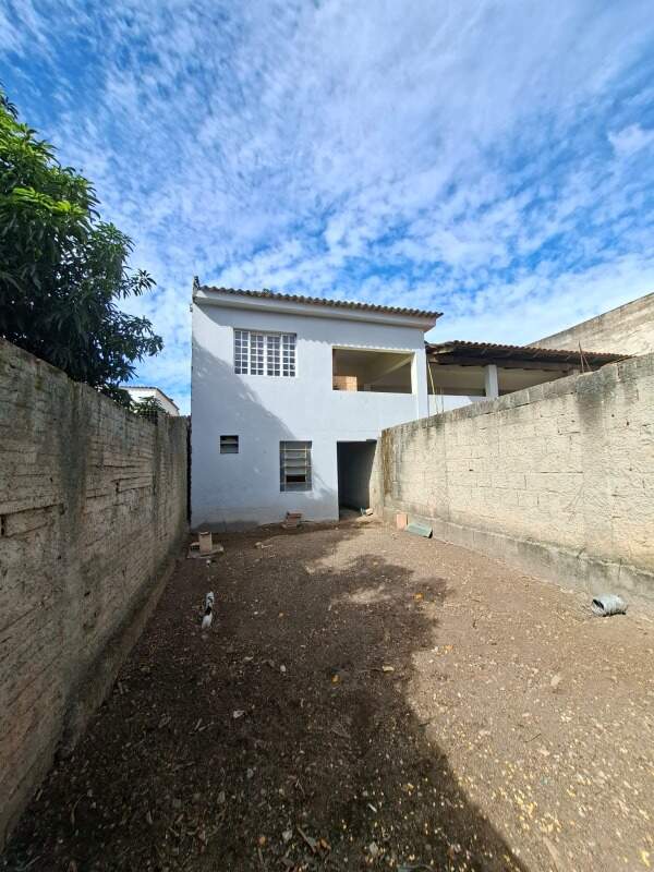 Casa à venda no Jardim das Alterosas - 2 Seção: 