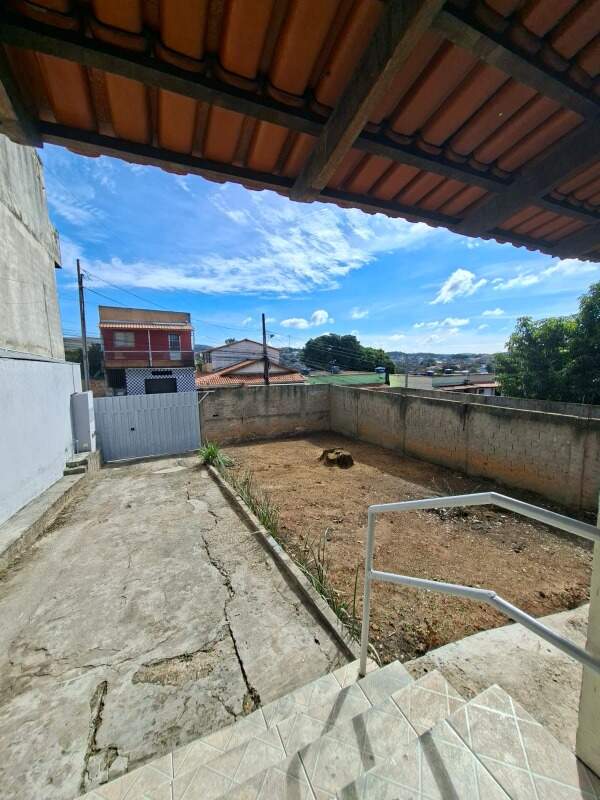 Casa à venda no Jardim das Alterosas - 2 Seção: 