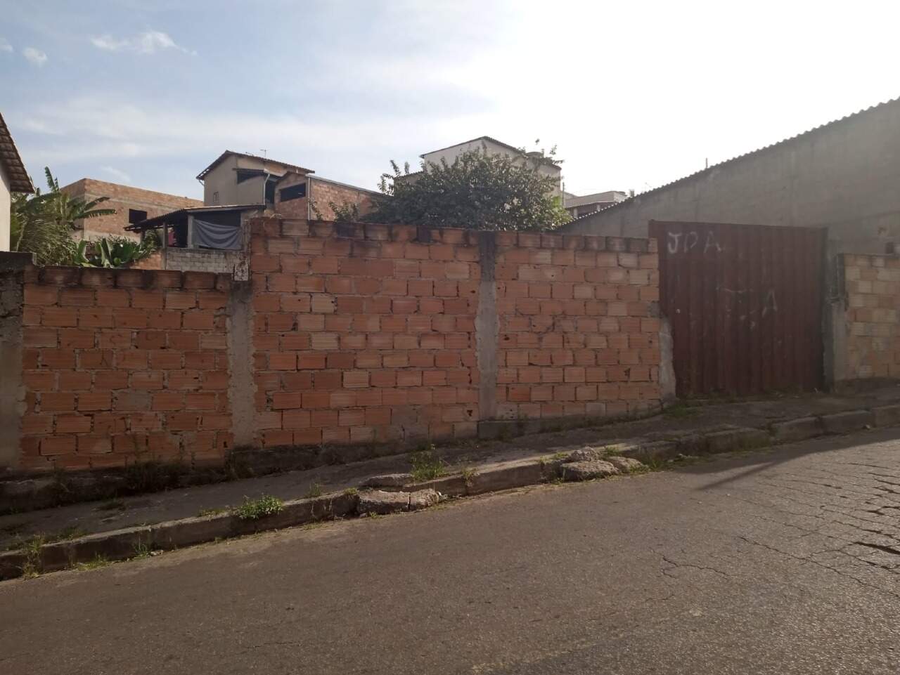 Lote à venda no Jardim das Alterosas 2ª Seção: 
