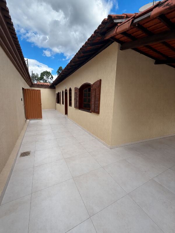 Casa à venda no Jardim das Alterosas 1ª Seção: 