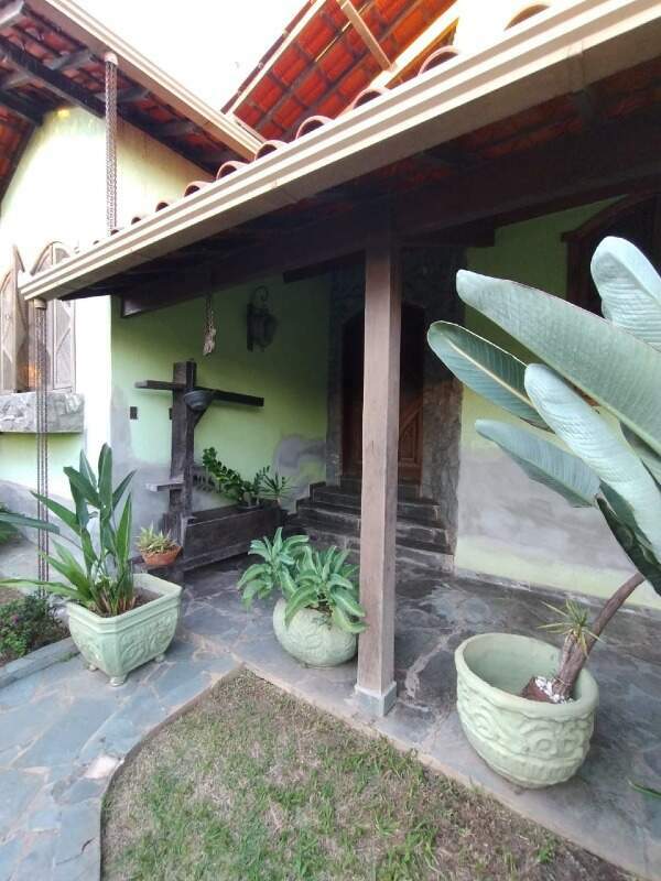 Casa à venda no GUARUJA: 