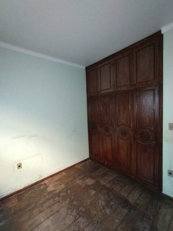Casa à venda no GUARUJA: 