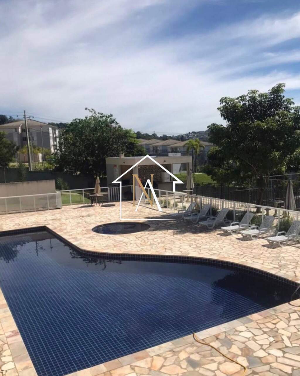 Apartamento para aluguel no Flamboyant: 3 (2)