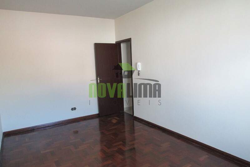 Sala para aluguel no Centro: 
