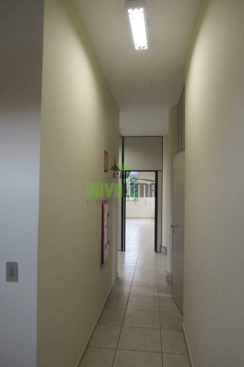 Sala para aluguel no Centro: 
