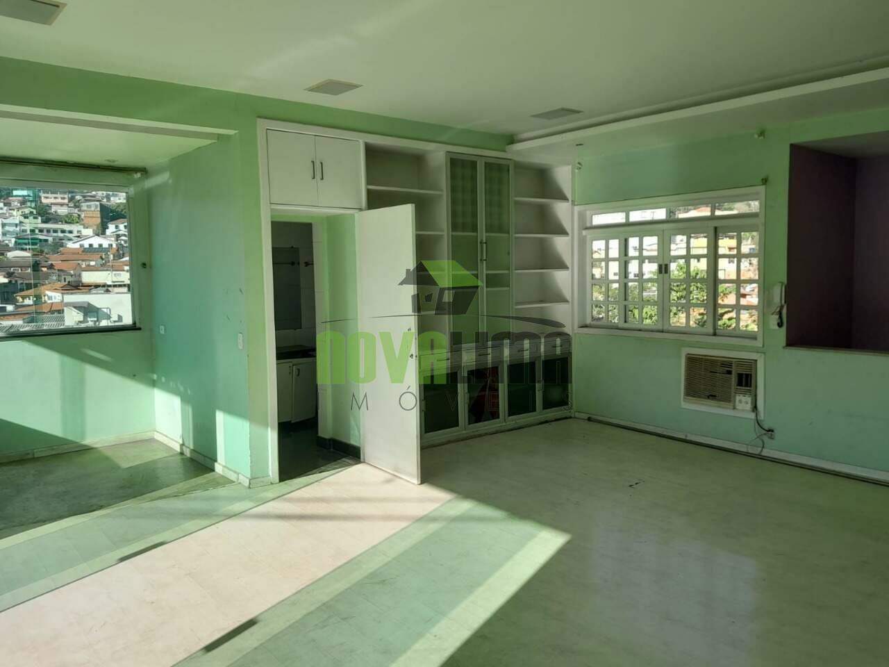 Casa para aluguel no Centro: 