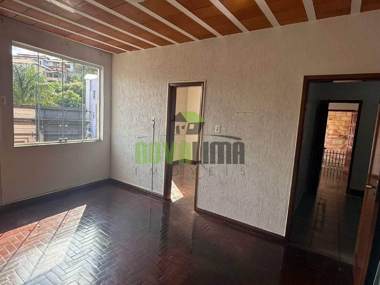Casa à venda no Olaria: 