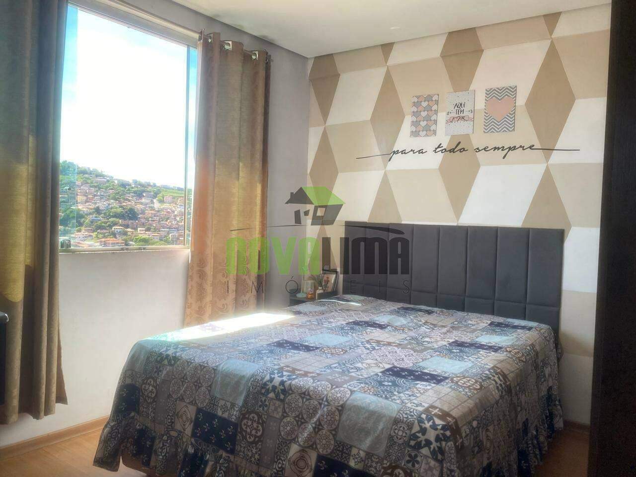 Casa à venda no Centro: 