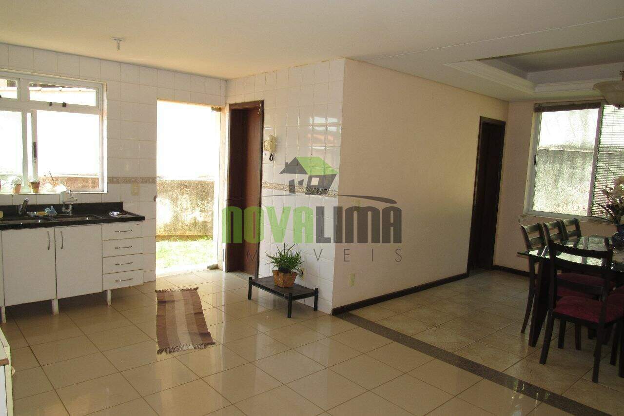Casa em condomínio à venda no Condomínio Le Cottage: 